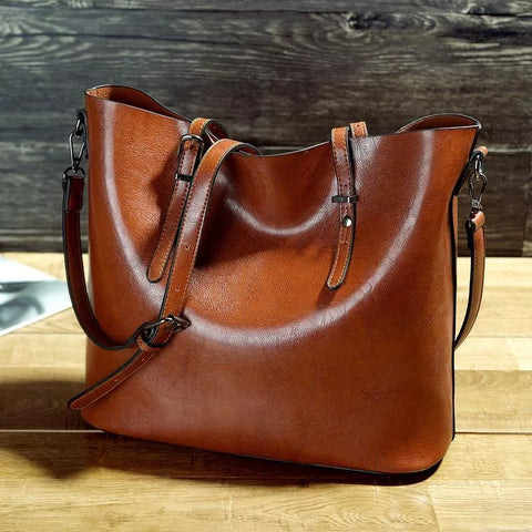 Nicole's Favorites | Vintage Shoulder Bag